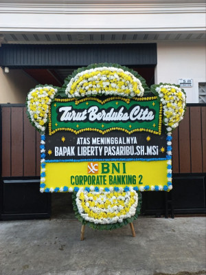 Papan Bunga Duka di Kemijen