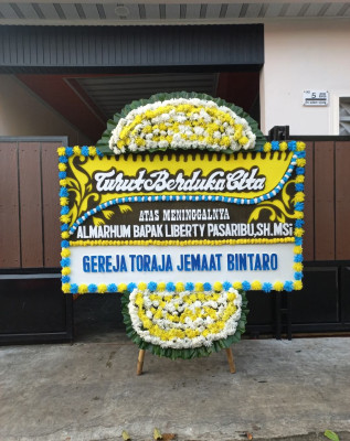 Papan Bunga Duka di Kemijen