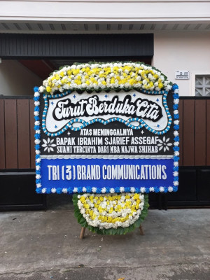 Papan Bunga Duka di Kemijen